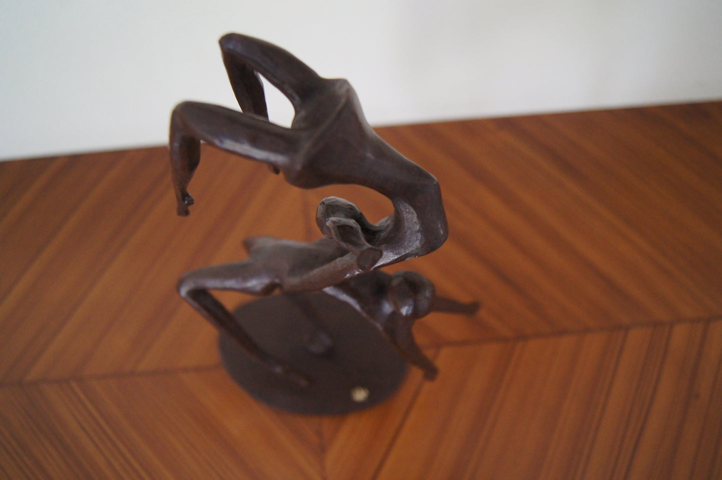 Pareja contorcionista