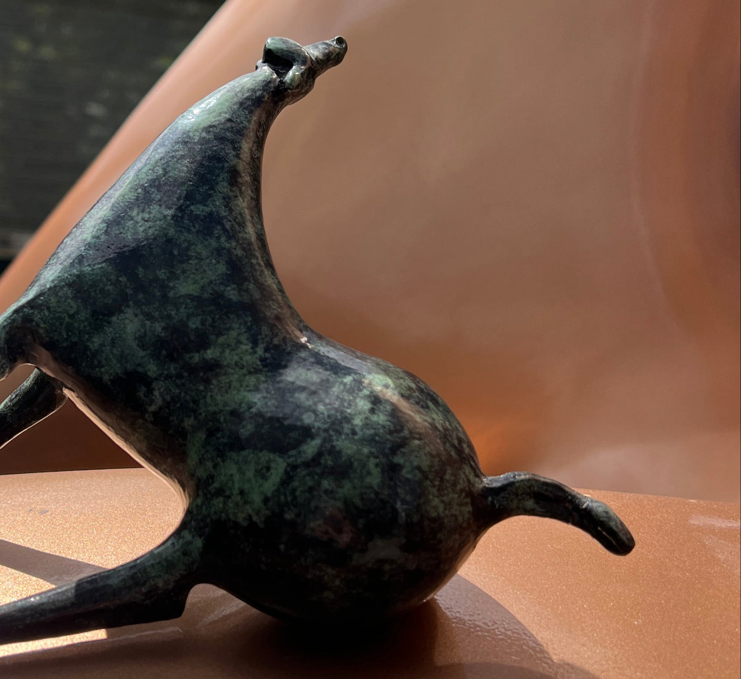 Caballo sentado