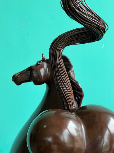 Caballo erguido